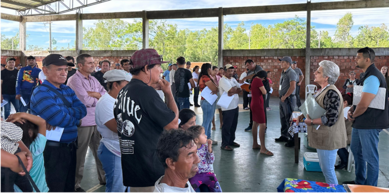 EBY inicia entrega de aporte financiero y víveres a pescadores de Itapúa