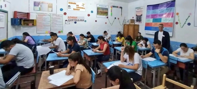 Más de 17.400 docentes van a la última prueba para acceder al Banco de Datos de Educadores Elegibles Más de 17.400 docentes van a la última prueba para acceder al Banco de Datos de Educadores Elegibles