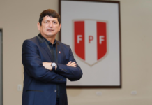Detienen al presidente de la Federación Peruana de Fútbol