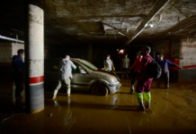 Con más de 200 muertos, Valencia manifiesta hartazgo con los políticos