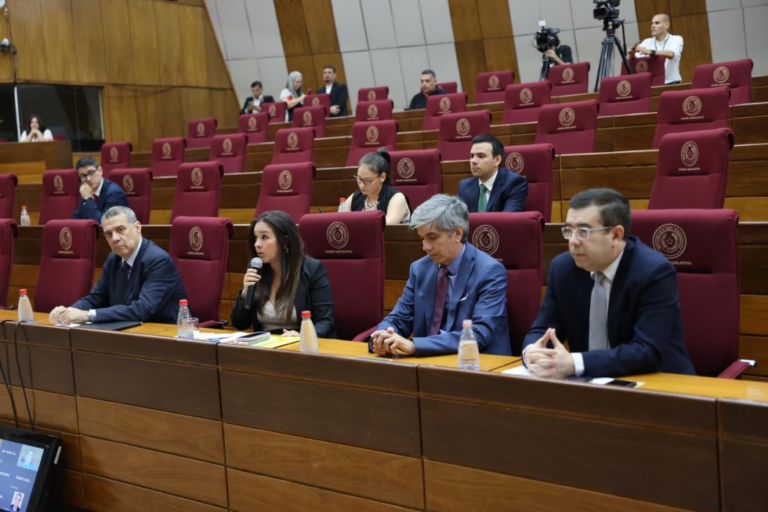 Ley de la carrera civil: pretenden que ingresó a la función pública sea únicamente vía concurso Ley de la carrera civil: pretenden que ingresó a la función pública sea únicamente vía concurso
