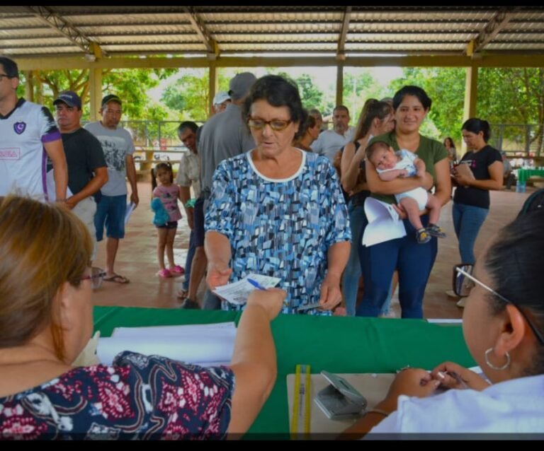 LA ENTIDAD BINACIONAL YACYRETÁ INICIA ENTREGA DE BONOS SOCIALES COMO APORTE INSTITUCIONAL POR FIN DE AÑO