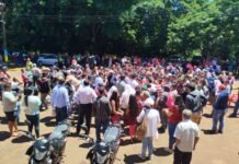 Yacyretá, autoridades y pobladores deAlborada acordaron trabajar juntos para buscar soluciones a reclamos