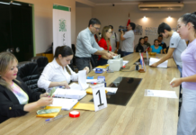 Beneficiarios de becas “Gobierno del Paraguay” recibieron segundo desembolso en Itapúa y Caazapá