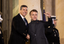 Peña y Macron mantienen bilateral en torno al acuerdo Mercosur-UE y oportunidades de inversión