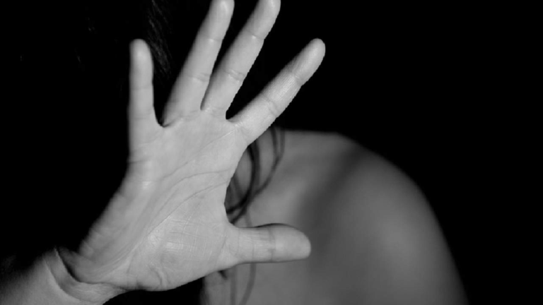 Hallan muerta a una joven en Yby Yaú y sospechan de feminicidio