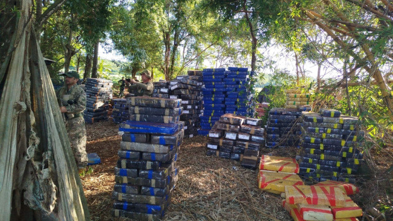 Incautación récord de 57 toneladas de marihuana en operativo conjunto entre Senad y FTC