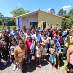 En San Pedro del Paraná, 68 familias recibieron las llaves de sus nuevos hogares