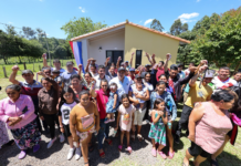 En San Pedro del Paraná, 68 familias recibieron las llaves de sus nuevos hogares