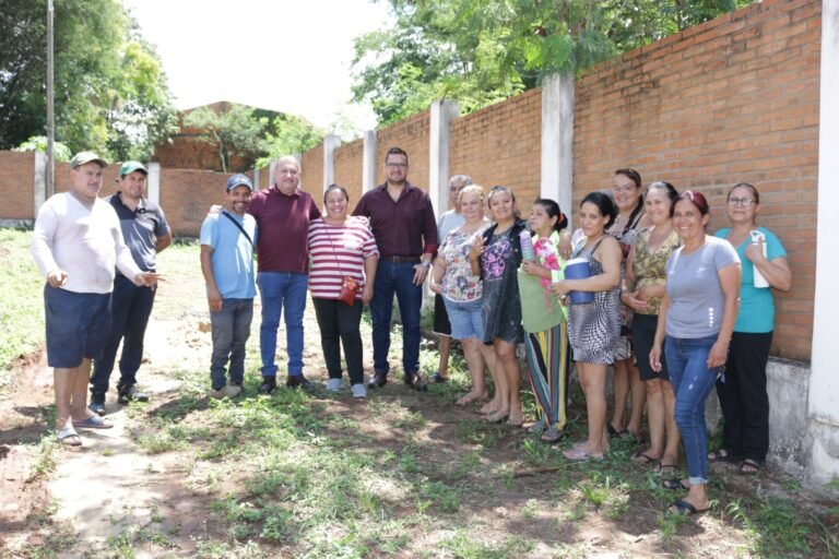 YACYRETÁ ANUNCIA LA EXCAVACIÓN DE UN NUEVO POZO ARTESIANO PARA LA ETAPA VII DEL BARRIO SAN ISIDRO DE ENCARNACIÓN YACYRETÁ ANUNCIA LA EXCAVACIÓN DE UN NUEVO POZO ARTESIANO PARA LA ETAPA VII DEL BARRIO SAN ISIDRO DE ENCARNACIÓN