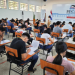 Becas del Gobierno: Más de 17.800 jóvenes rinden en 16 sedes por una beca universitaria