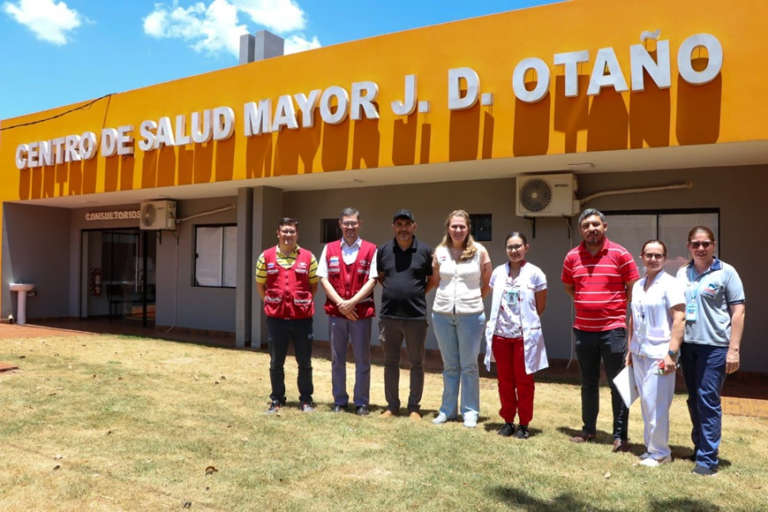 Ministra de Salud recorrió USF Ampliada y destacó su importancia para la comunidad