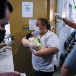 En Nanawa, Policía recupera a recién nacida robada y detienen a mujer