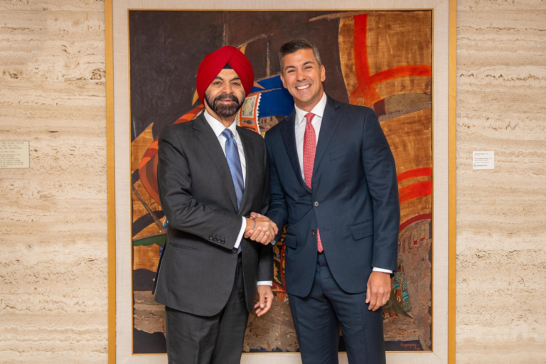 Peña abordó con el presidente del Banco Mundial desempeño de Paraguay como líder del crecimiento regional Peña abordó con el presidente del Banco Mundial desempeño de Paraguay como líder del crecimiento regional