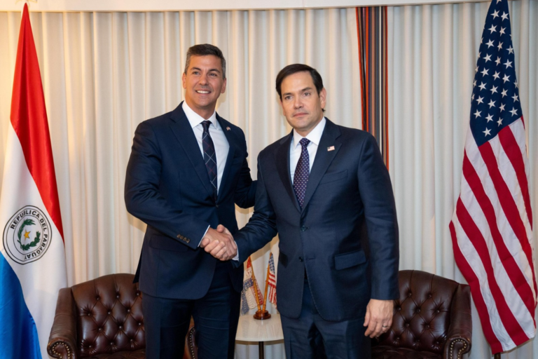 Peña se reúne con secretario de Estado de EE.UU. y hablan de visión compartida para cooperación y desarrollo Peña se reúne con secretario de Estado de EE.UU. y hablan de visión compartida para cooperación y desarrollo