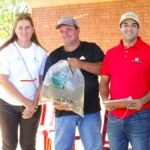 ENTIDAD BINACIONAL YACYRETÁ FORTALECE LA ECONOMÍA DE PEQUEÑOS PRODUCTORES DE ITAPÚA CON ENTREGA DE ALEVINES