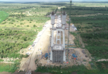 Montan primeros tirantes para sostener el Puente de la Bioceánica