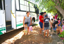EL MÓVIL DE SALUD DE LA EBY BRINDA ATENCIÓN MÉDICA EN CAMBYRETÁ