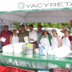 YACYRETÁ IMPULSA EL DESARROLLO DE ITAPÚA CON ENTREGA DE NUEVA SEDE PARA LA AIDI Y EQUIPAMIENTOS PARA PRODUCTORES FERIANTES