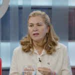 Ministra dispone cambios y auditoría médica tras muerte de un bebé