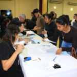 Recepción de documentos para renovación de becas universitarias en Itapúa