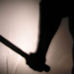 En medio de una discusión, una adolescente apuñaló a su madre y se dio a la fuga