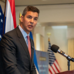 Aranceles de EE.UU afectan «en menor medida» a Paraguay, que mantiene un horizonte muy optimista, según presidente