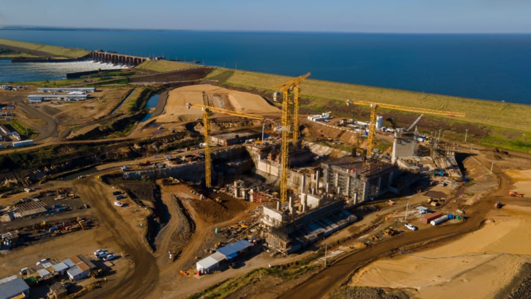 Paraguay y Argentina buscan definir tarifa de Yacyretá para finalizar obras de Aña Cuá