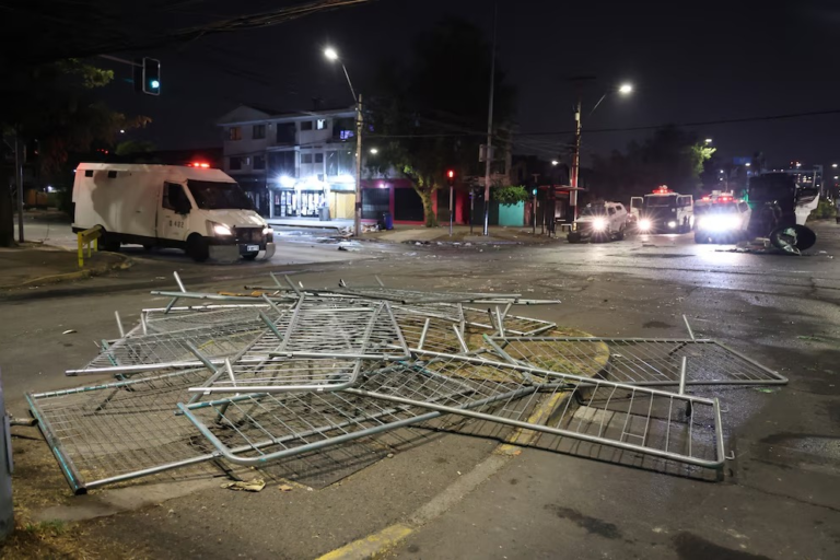 Tragedia en Chile: dos hinchas mueren en la previa de Colo Colo vs. Fortaleza