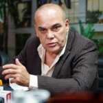 Senador afirma que recibió propuesta de frenar candidatura de Cartes a cambio de parar ataques