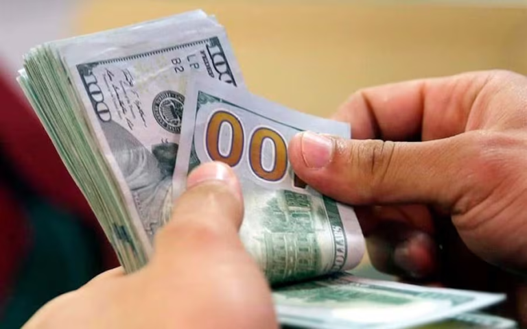 Dólar muestra tendencia a la estabilidad y el BCP reduce sus intervenciones