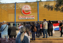 Comerciantes y trabajadores de Encarnación rechazan el estacionamiento tarifado