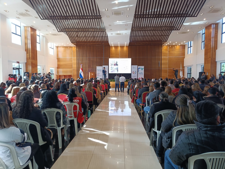 LA ENTIDAD BINACIONAL YACYRETÁ REAFIRMA SU COMPROMISO SOCIAL CON EL APOYO AL PROGRAMA “SEMILLA DEL FUTURO” EN ITAPÚA