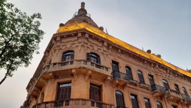 Jubilados con tarjetas bloqueadas serán habilitados una vez que completen el censo digital, aclara MEF