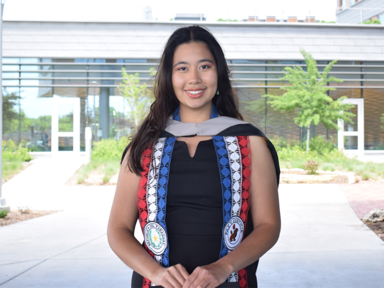 Orgullo paraguayo en EE. UU.: compatriota que lideró proyecto con la NASA se gradúa en la Universidad Wichita State