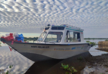 Nueva lancha ambulancia fortalece atención materno-infantil en el Chaco paraguayo.