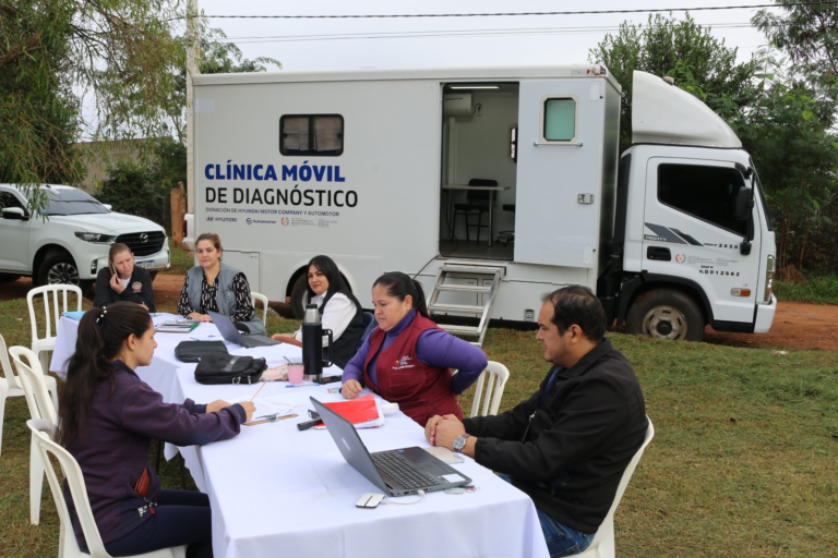 MÓVIL DE SALUD DE YACYRETÁ BRINDÓ SERVICIO EN CAMBYRETÁ