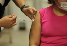 Instan a la vacunación para evitar cuadros respiratorios graves