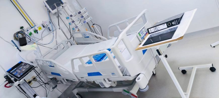 Hospital Regional de Saltos del Guairá: renuevan camas de terapia intensiva con equipamiento de última generación