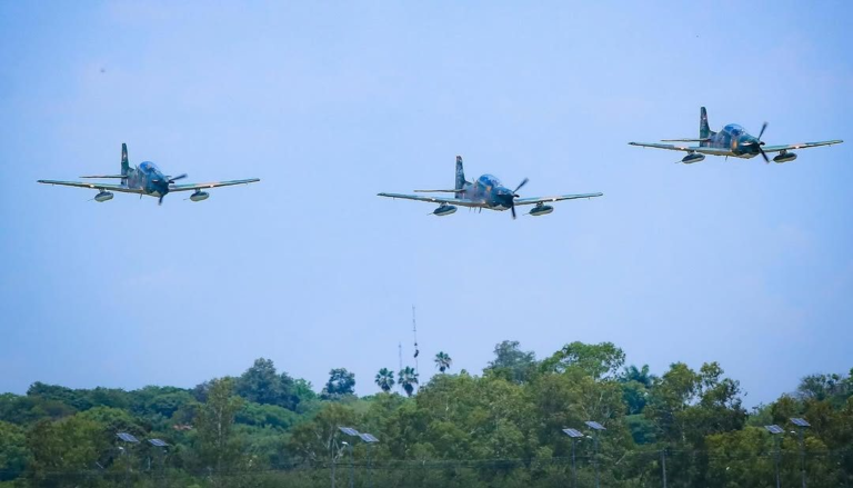 Este viernes llegan al Paraguay los primeros cuatro aviones SuperTucano adquiridos del Brasil