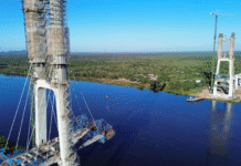 Firman contrato para obras de acceso vial al Puente de la Bioceánica