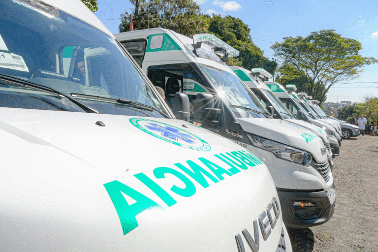 ¡Distrito de Trinidad celebra entrega de primera ambulancia!