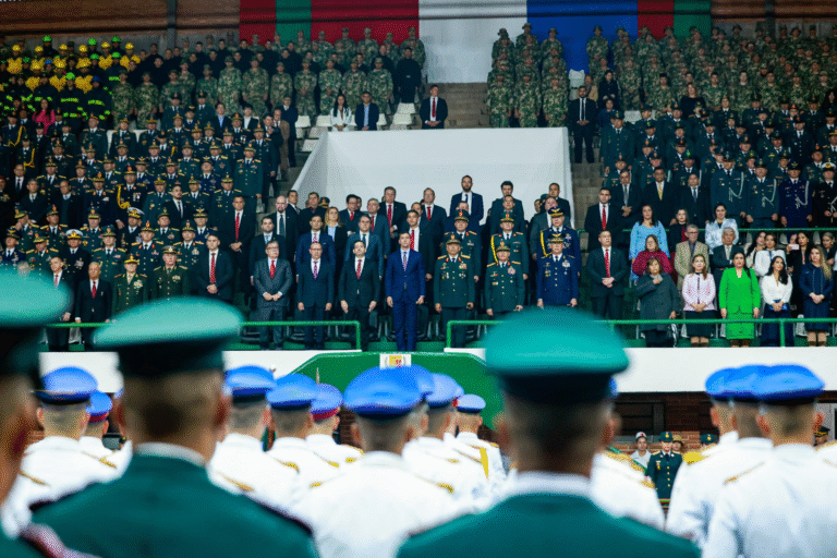 Ejército Paraguayo celebra su día con presencia de Santiago Peña Ejército Paraguayo celebra su día con presencia de Santiago Peña