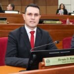 Senador David Rivas participó del segundo informe presidencial de Santiago Peña