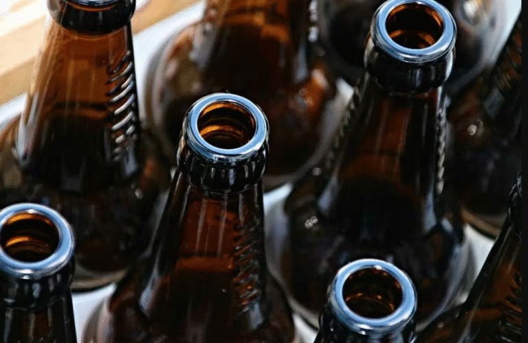 Detienen a 9 trabajadores por robo de cerveza por valor de G. 520 millones