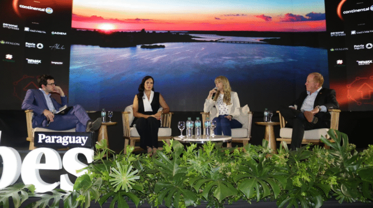 FORBES PARAGUAY: REINVENTANDO PARAGUAY SUMMIT — ENCARNACIÓN DESTACA TRANSFORMACIÓN IMPULSADA POR YACYRETÁ