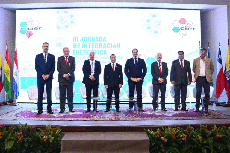 Paraguay es puesto como ejemplo de integración energética en jornada internacional realizada en Asunción Paraguay es puesto como ejemplo de integración energética en jornada internacional realizada en Asunción