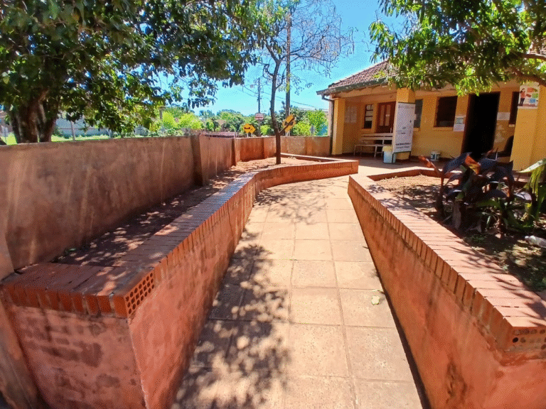 EBY refaccionará y ampliará puesto de salud de la etapa cuatro del barrio San Pedro, de Encarnación