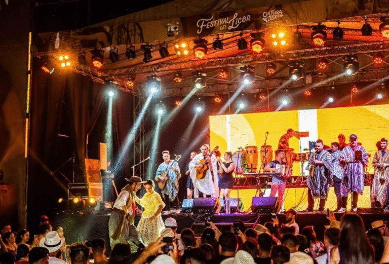 Fulgencio Yegros celebra el Festival del Licor 2025: tradición, cultura y sabores únicos