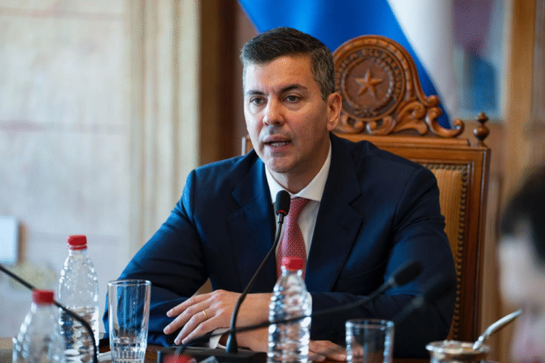 Presidente destaca buenos resultados de políticas sociales, con reducción del déficit y crecimiento sostenido